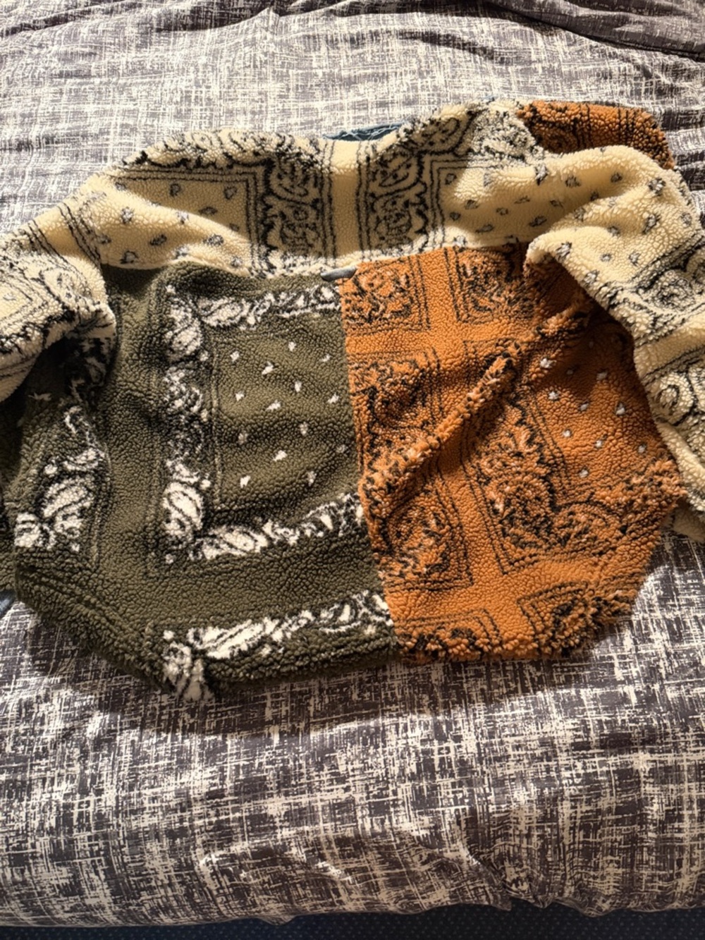 Oli & Hali Patchwork Sherpa Jean Trim Jacket in Cream, Rust, Olive & Denim - Picture 3 of 3
